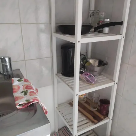 Schoene 2 Zimmer Im Dachgeschoss, Direkt Im Zentrum Apartament