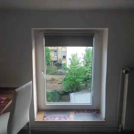 Apartament Schoene 2 Zimmer Im Dachgeschoss, Direkt Im Zentrum Schwerin (Mecklenburg-Vorpommern)